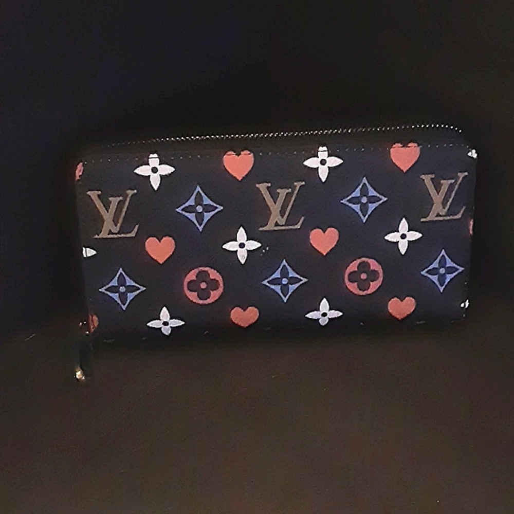 Large designer inspired wallet